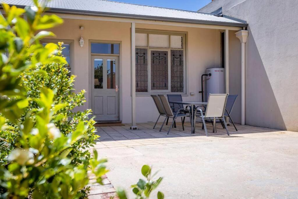 Tanunda Central Cottage Exteriör bild